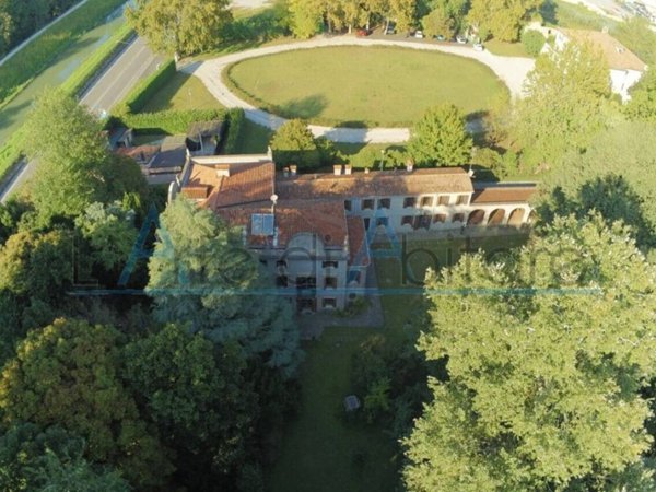 casa indipendente in vendita ad Albignasego in zona Mandriola
