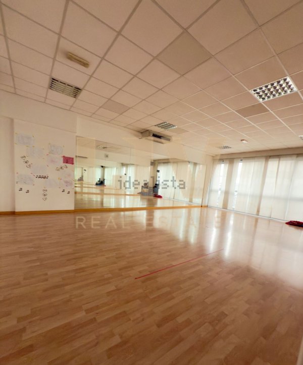 locale commerciale in vendita ad Albignasego