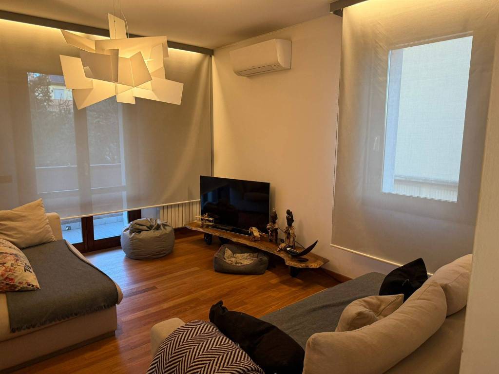 casa indipendente in vendita ad Albignasego in zona Lion