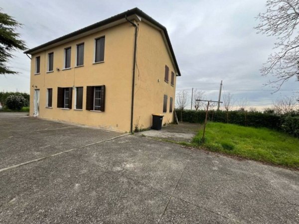 casa indipendente in vendita ad Albignasego in zona Lion