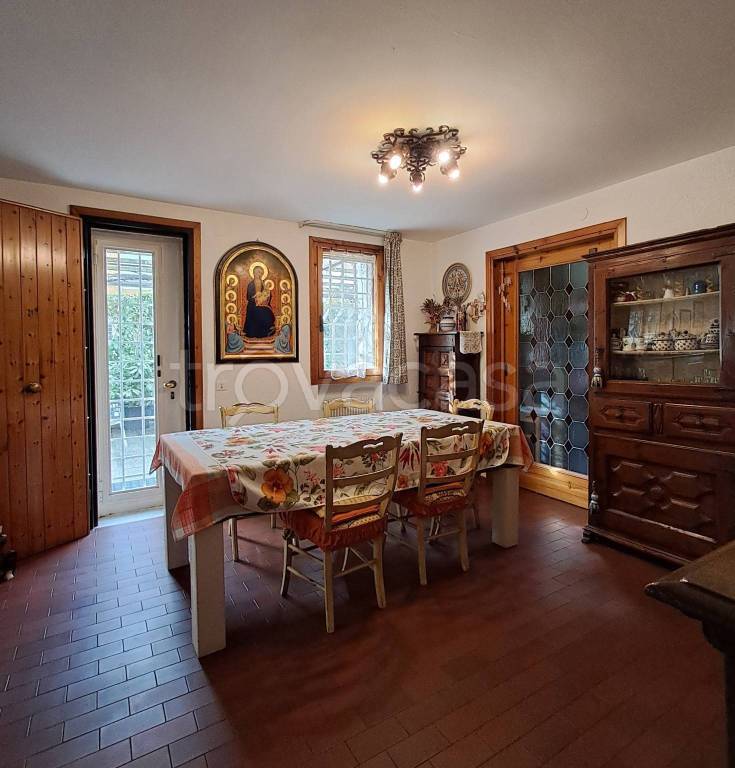 casa indipendente in vendita ad Albignasego in zona Mandriola