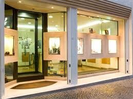 negozio in vendita ad Albignasego in zona Mandriola