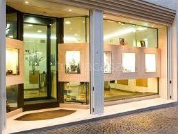 negozio in vendita ad Albignasego in zona Mandriola