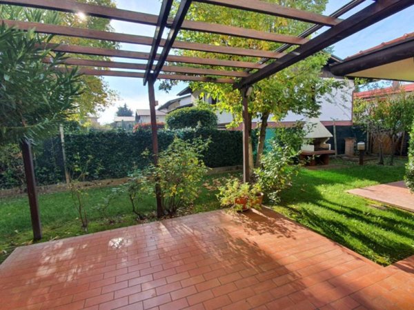 casa indipendente in vendita ad Albignasego in zona Mandriola