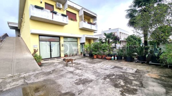 appartamento in vendita ad Albignasego in zona Mandriola