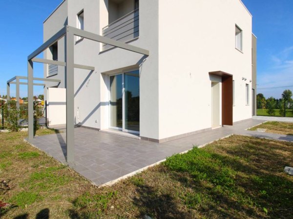 casa indipendente in vendita ad Albignasego in zona Mandriola