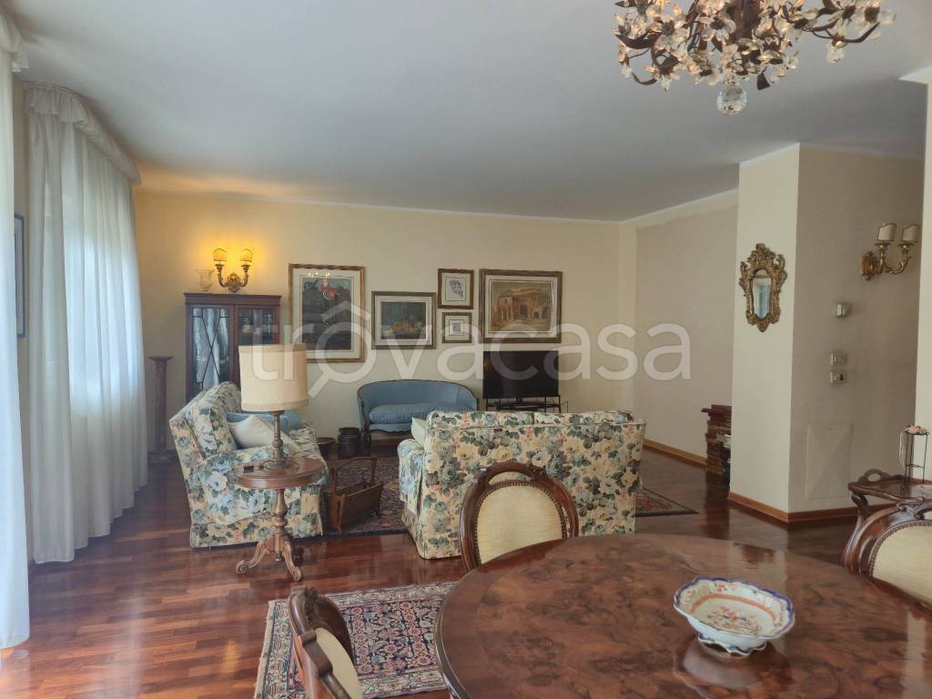 casa indipendente in vendita ad Albignasego in zona Mandriola