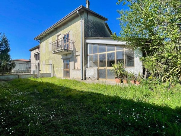 casa indipendente in vendita ad Albignasego in zona Lion