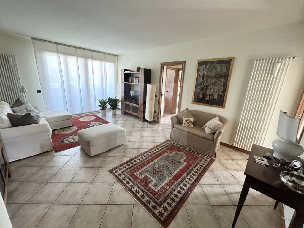 appartamento in vendita ad Albignasego in zona Mandriola