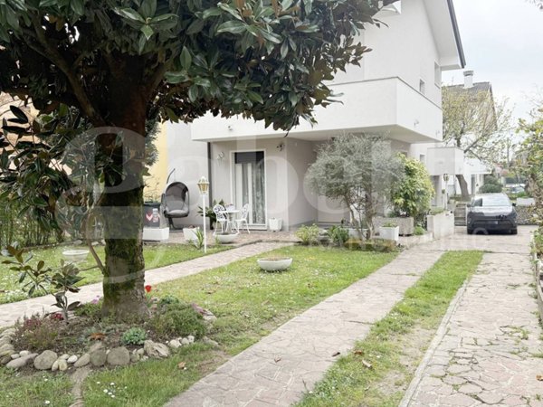 casa indipendente in vendita ad Albignasego