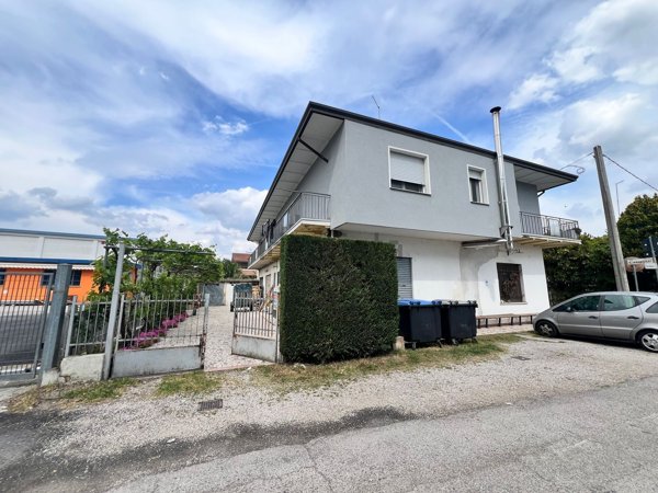 casa indipendente in vendita ad Albignasego