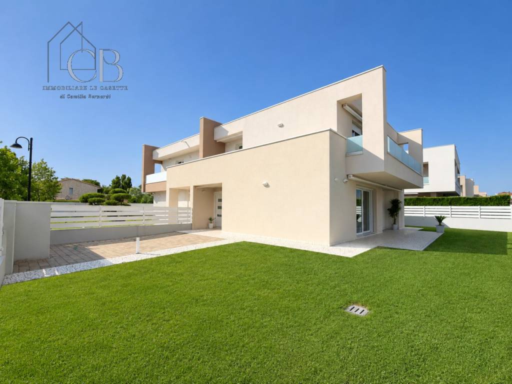 casa indipendente in vendita ad Albignasego in zona Mandriola