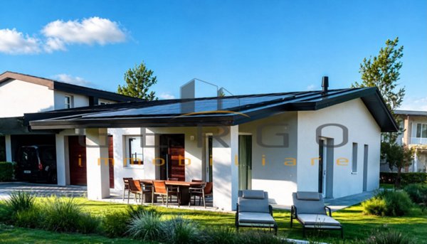 casa indipendente in vendita ad Albignasego in zona Lion