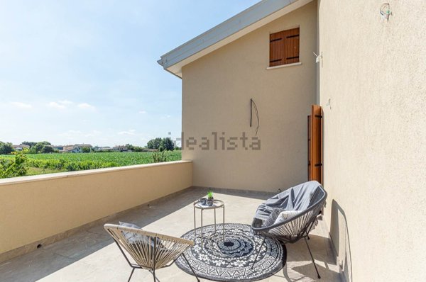 casa indipendente in vendita ad Albignasego in zona Lion