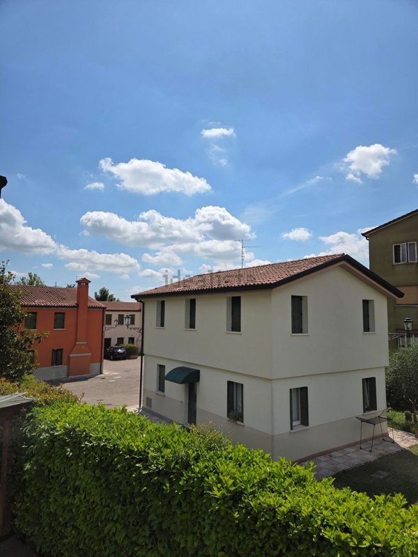 appartamento in vendita ad Albignasego in zona Mandriola