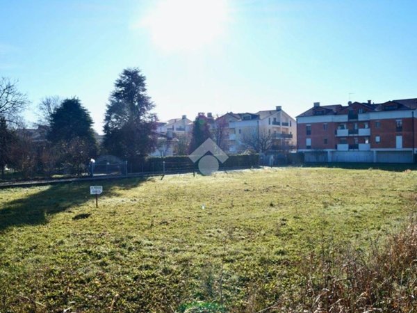 terreno agricolo in vendita ad Albignasego in zona Lion