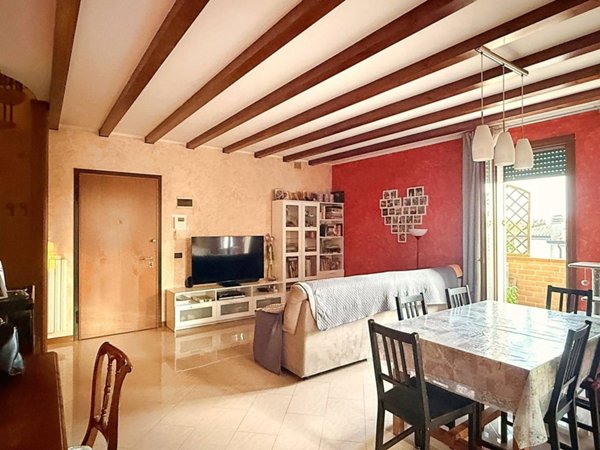 appartamento in vendita ad Albignasego in zona Lion