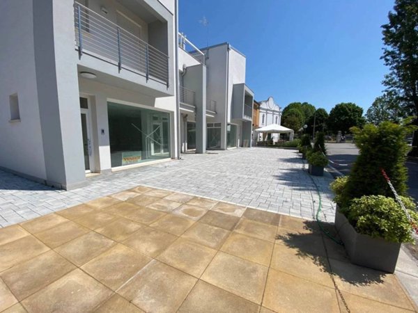 negozio in vendita ad Anguillara Veneta