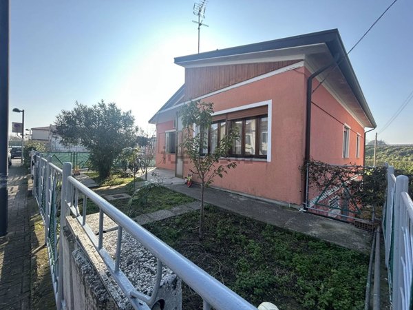 casa indipendente in vendita ad Anguillara Veneta