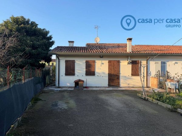 casa indipendente in vendita ad Anguillara Veneta in zona Taglio