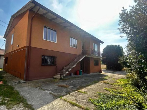 casa indipendente in vendita ad Anguillara Veneta in zona Borgoforte