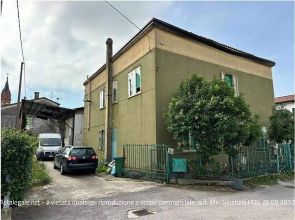 appartamento in vendita ad Anguillara Veneta in zona Taglio