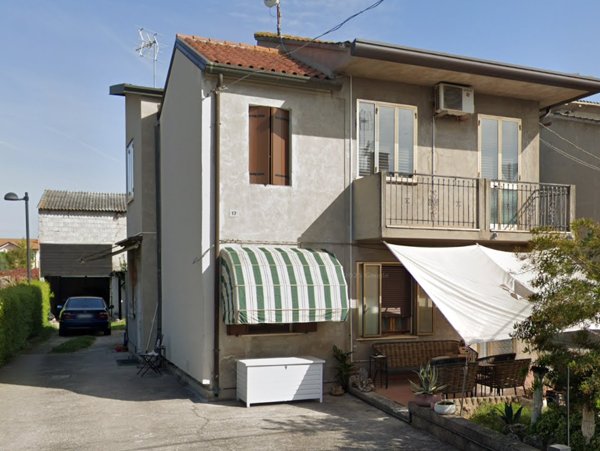 casa indipendente in vendita ad Anguillara Veneta in zona Taglio