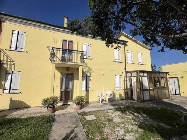casa indipendente in vendita ad Anguillara Veneta in zona Taglio