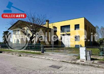 ufficio in vendita ad Anguillara Veneta in zona Taglio