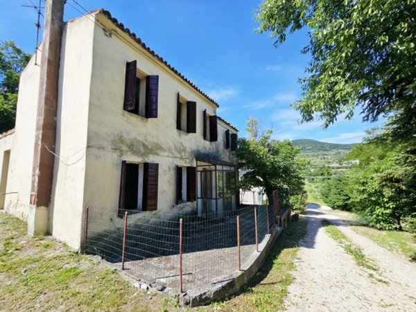 casa indipendente in vendita ad Arquà Petrarca