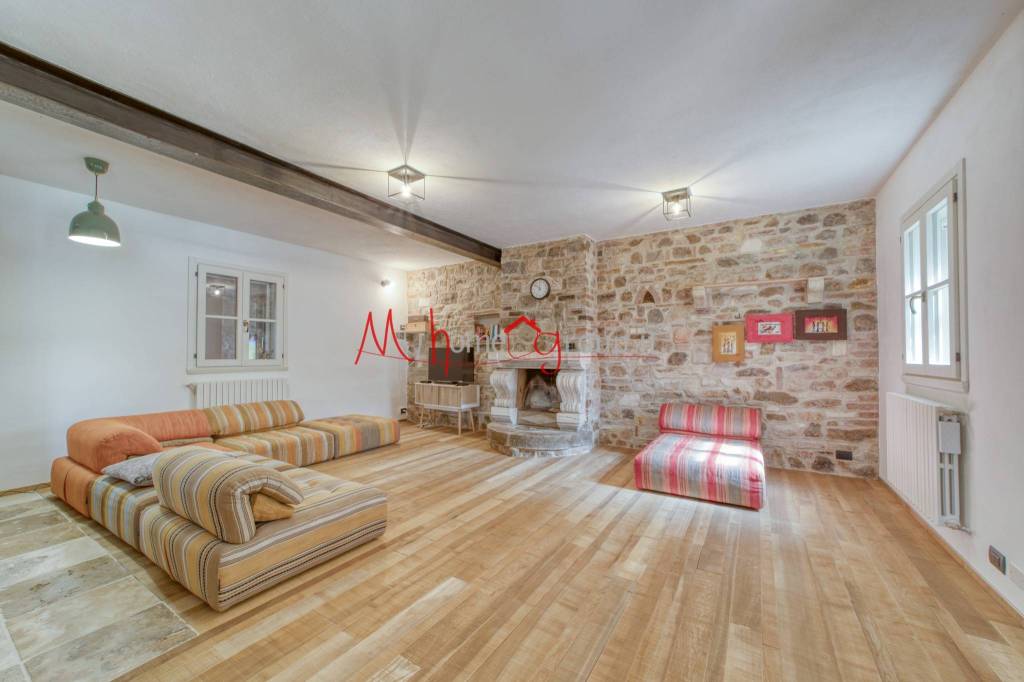 casa indipendente in vendita ad Arquà Petrarca