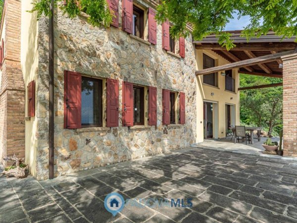 casa indipendente in vendita ad Arquà Petrarca