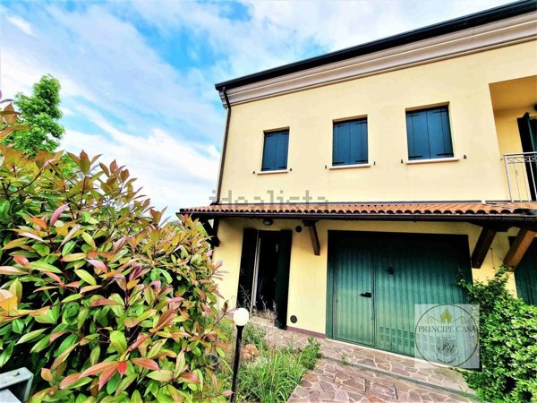 casa indipendente in vendita ad Arquà Petrarca