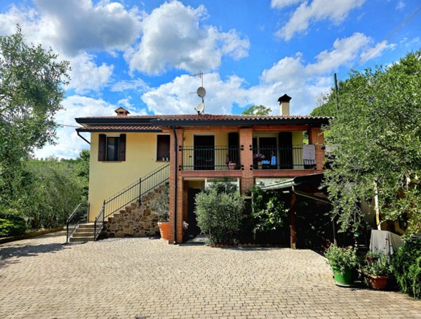 casa indipendente in vendita ad Arquà Petrarca