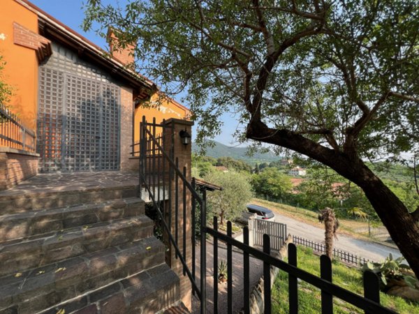casa indipendente in vendita ad Arquà Petrarca