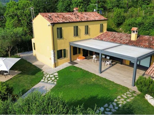 casa indipendente in vendita ad Arquà Petrarca