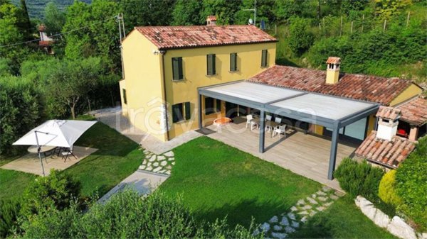 casa indipendente in vendita ad Arquà Petrarca