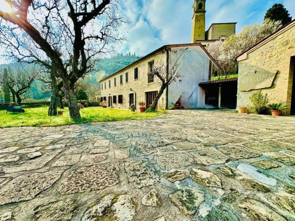 casa indipendente in vendita ad Arquà Petrarca