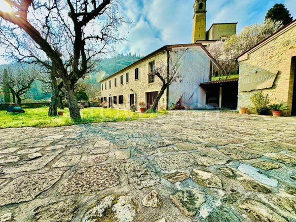 casa indipendente in vendita ad Arquà Petrarca