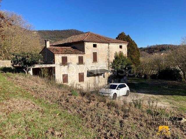 casa indipendente in vendita ad Arquà Petrarca