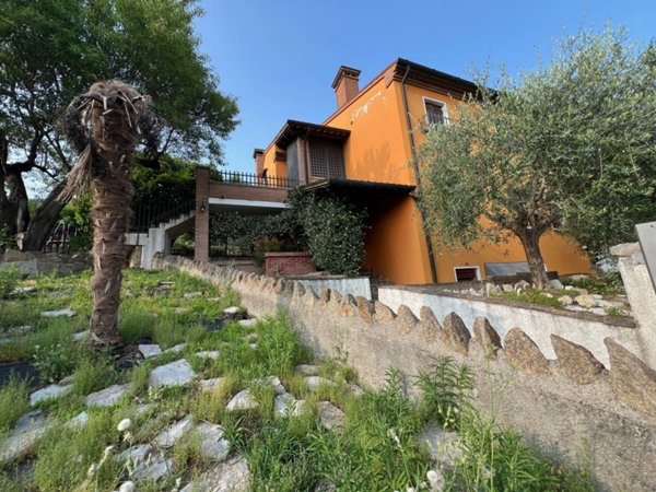 casa indipendente in vendita ad Arquà Petrarca