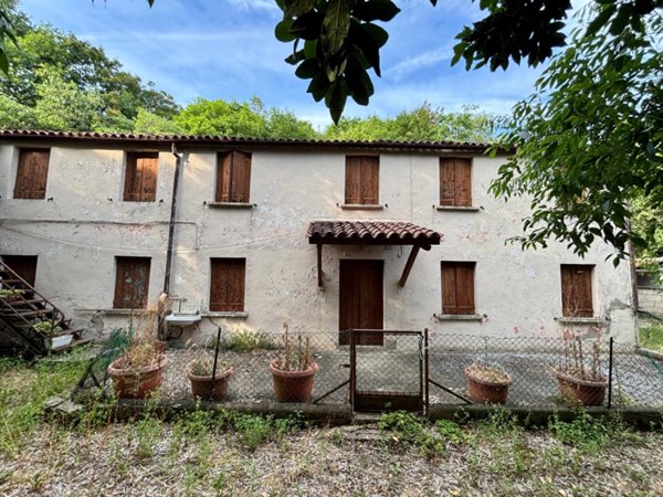 casale in vendita ad Arquà Petrarca
