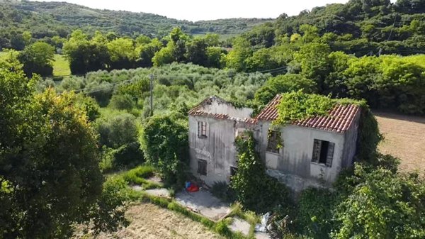 casa indipendente in vendita ad Arquà Petrarca