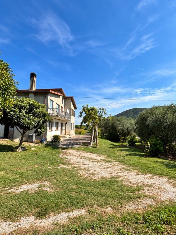 casa indipendente in vendita ad Arquà Petrarca