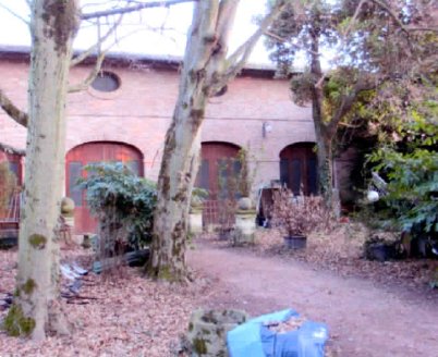 locale di sgombero in vendita ad Arre
