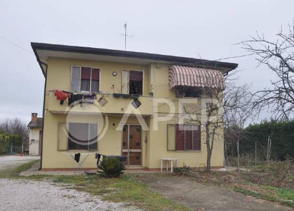 appartamento in vendita ad Arre