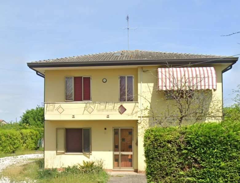 casa indipendente in vendita ad Arre