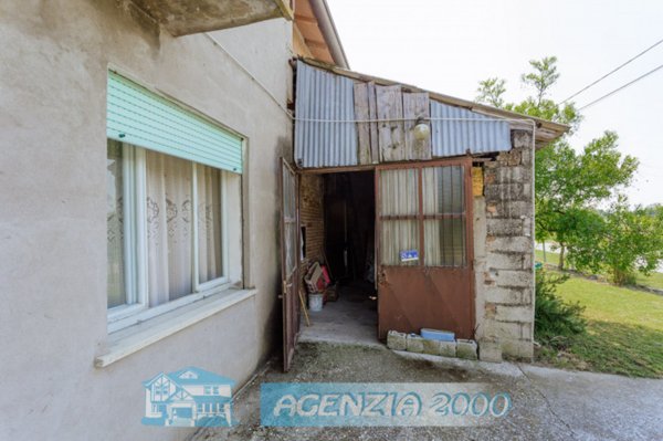 casa indipendente in vendita ad Arre