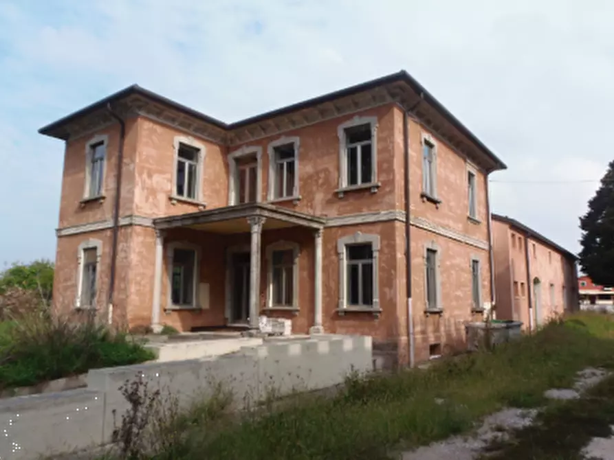 villa in vendita ad Arre