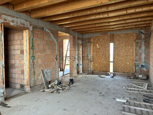 casa indipendente in vendita ad Arre